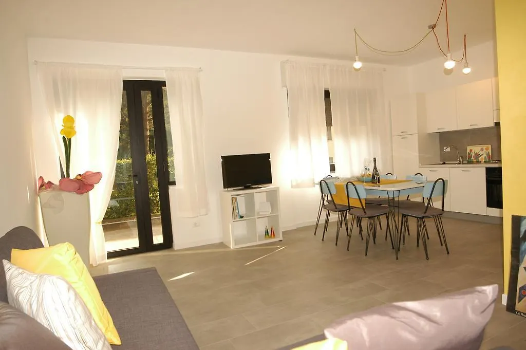 Apartament Il Girasole Dervio